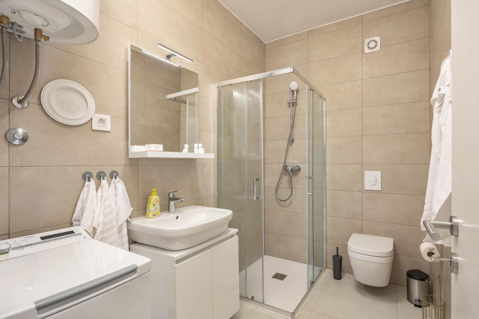 Seafront Villa Andrijana - Happy Rentals Пломин Екстериор снимка
