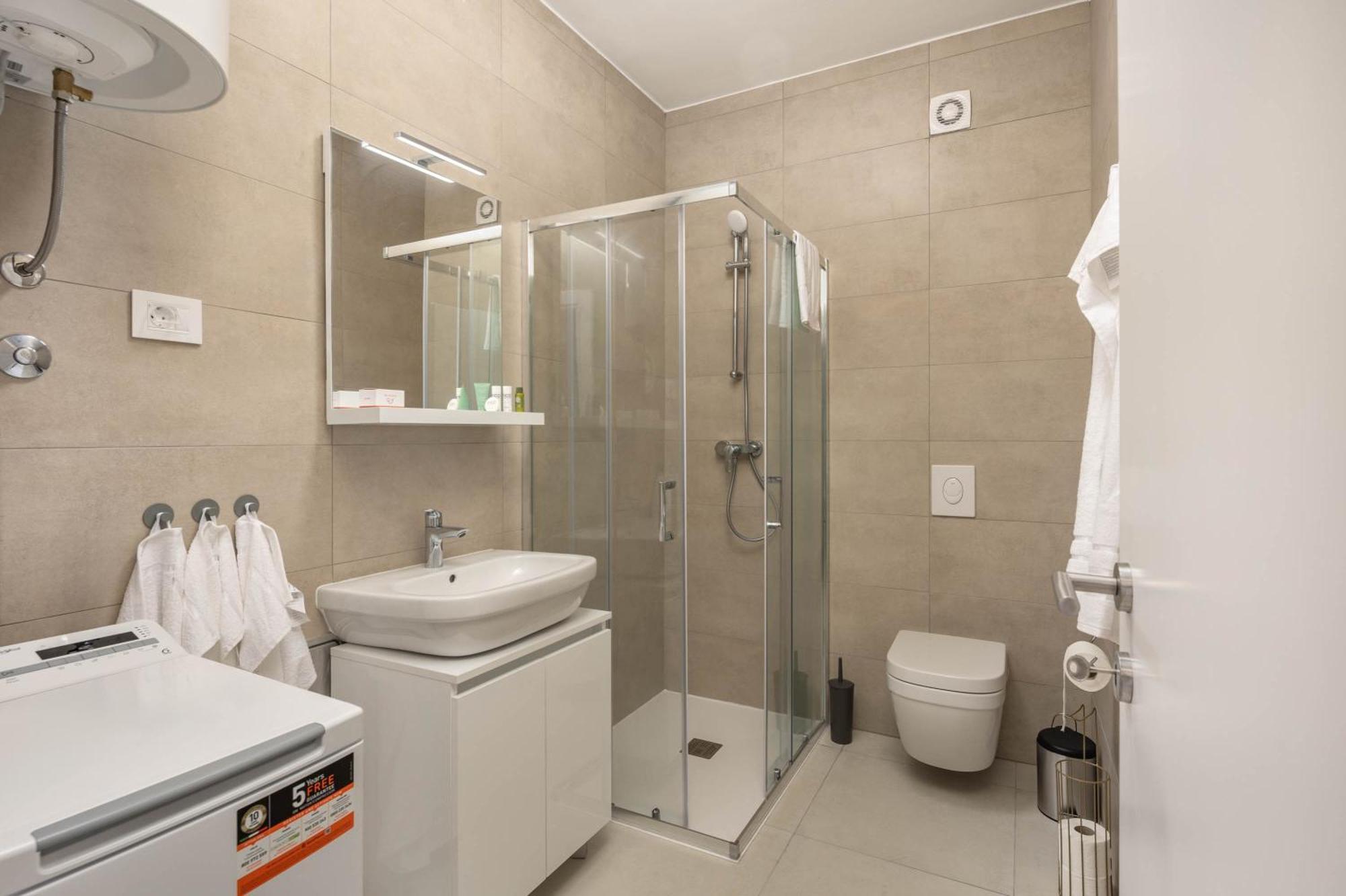 Seafront Villa Andrijana - Happy Rentals Пломин Екстериор снимка
