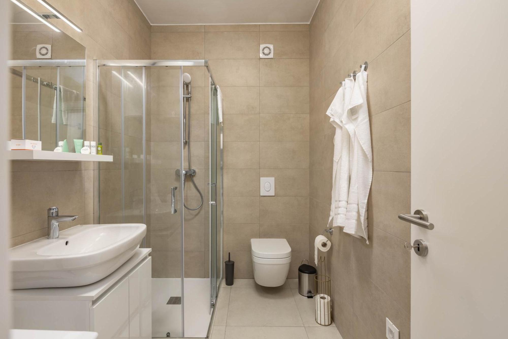 Seafront Villa Andrijana - Happy Rentals Пломин Екстериор снимка